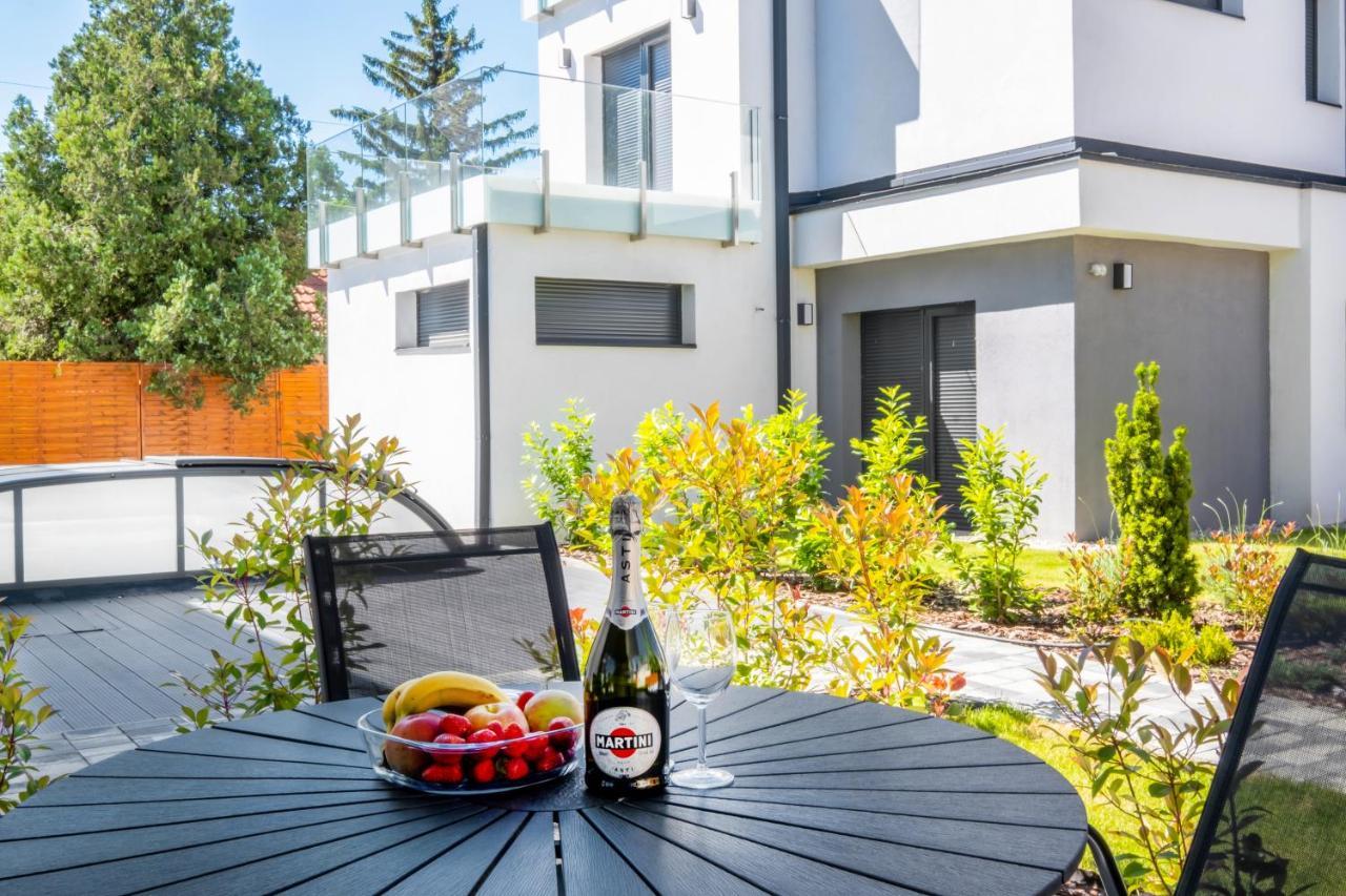 Mf Villa Nuvola Siofok Ngoại thất bức ảnh