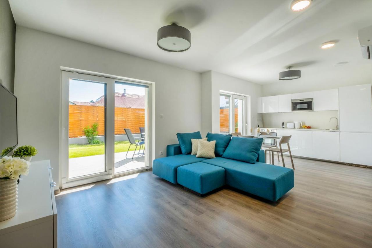 Mf Villa Nuvola Siofok Ngoại thất bức ảnh